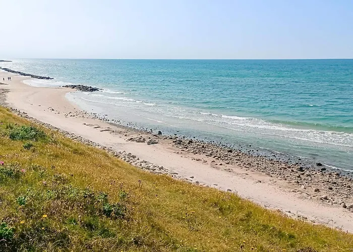 8 Person In Gilleleje-by Traum *